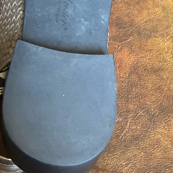 Trotters Woven Lucy Slingbacks - Picture 7 of 9